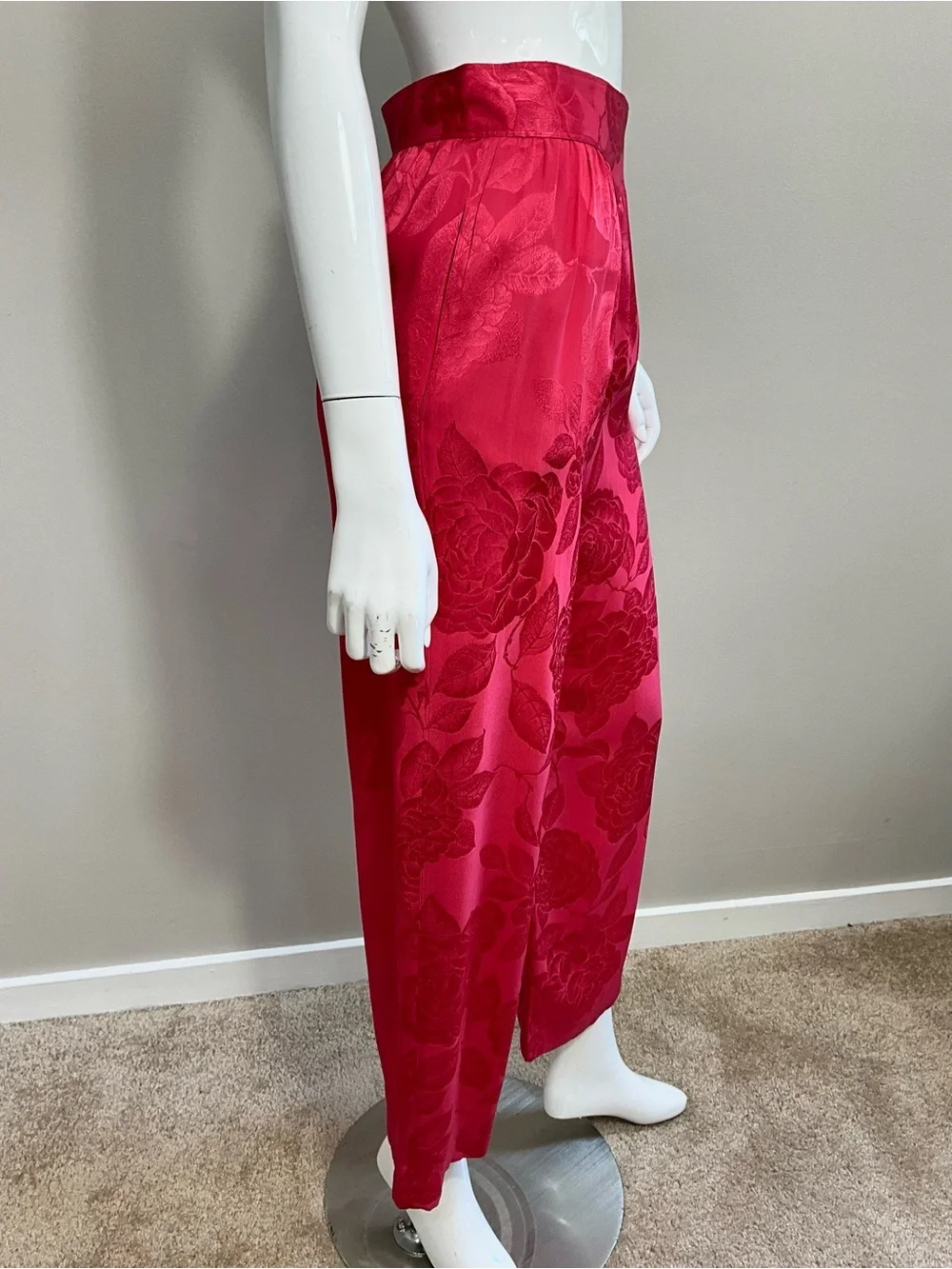 CHANEL Vintage 3 Pc Red Silk Floral Jacquard Pantsuit Set Jacket Top Pants XS/S